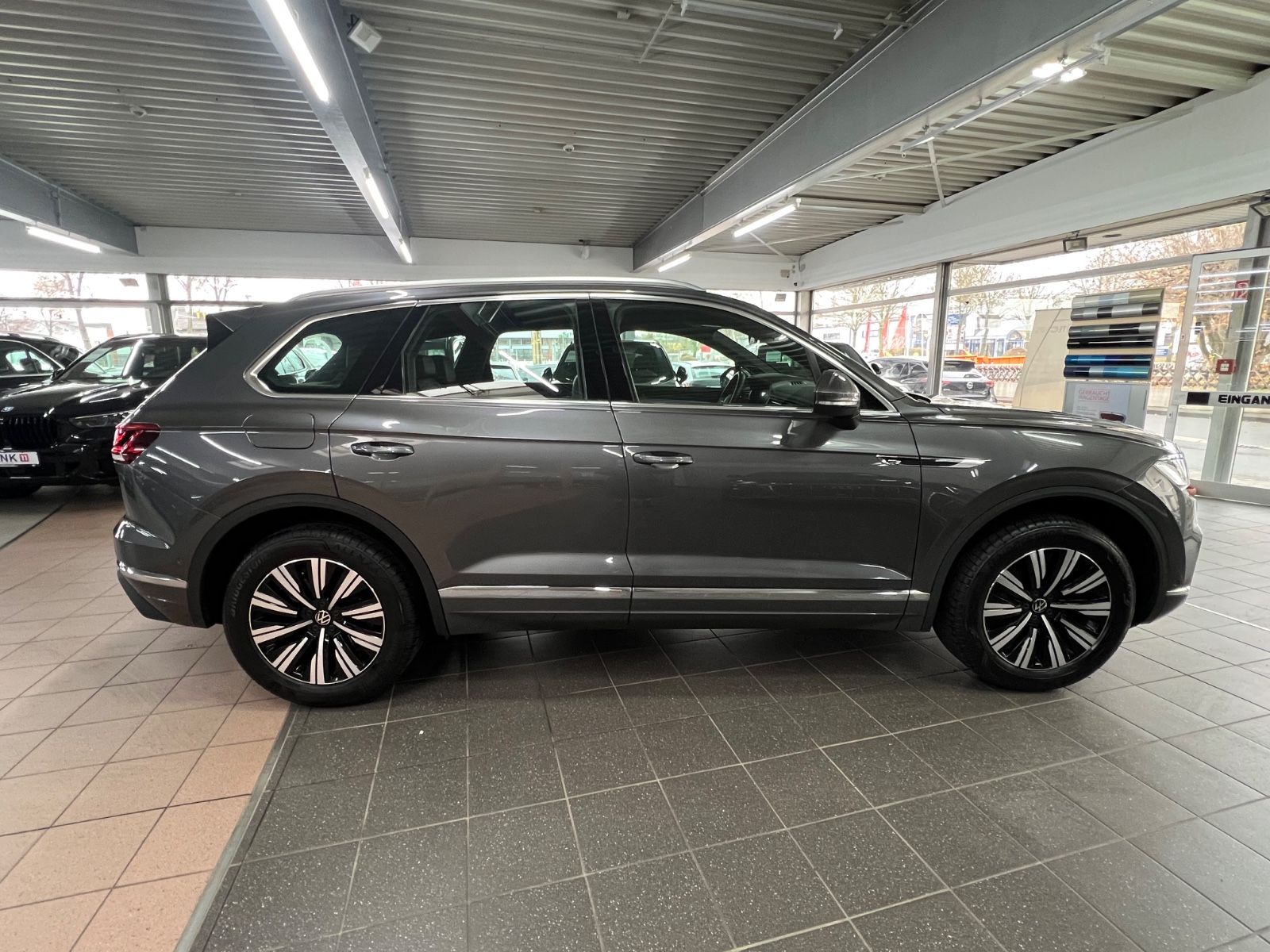 Volkswagen Touareg 3.0 TSI Elegance 4M HuD+VC+MEM+Puglia+19