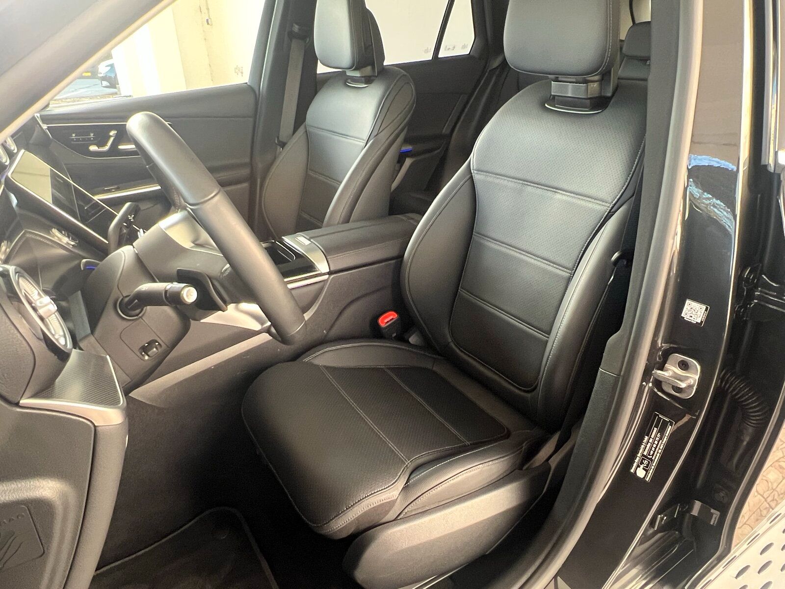 Mercedes-Benz GLC 300 e 4M Avantgarde/Navi/Pano-Dach/Distronic