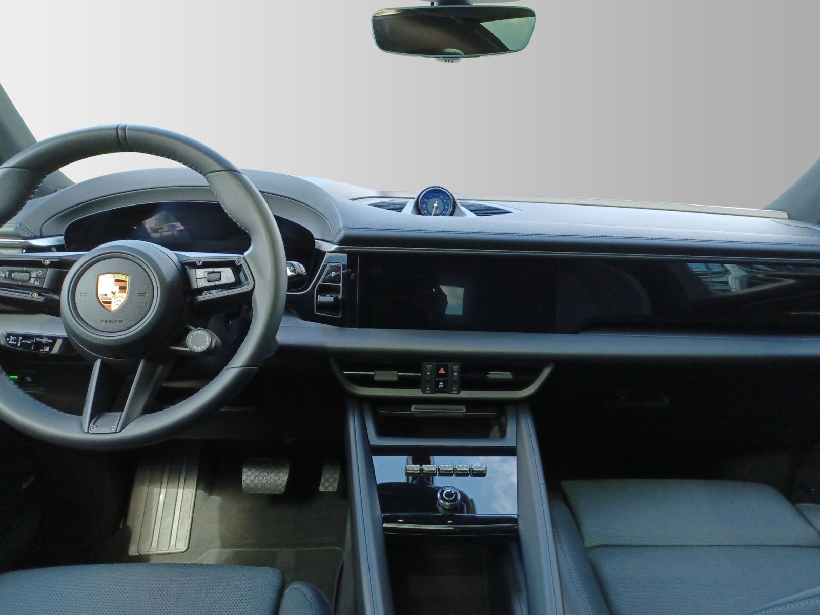 Porsche Macan 4