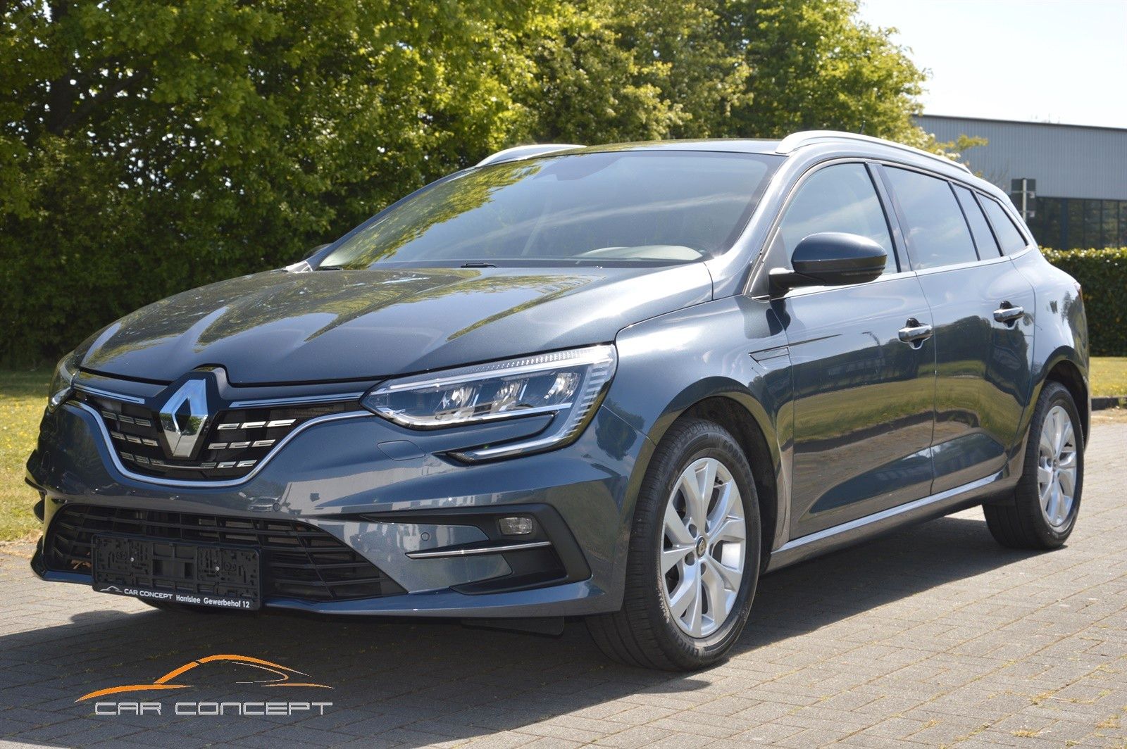 Renault Megane Grand Tour AUT Edition - Samsaru's Car Outlet
