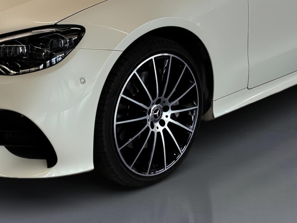 Mercedes-Benz E 450 4M AMG - Samsaru's Car Outlet