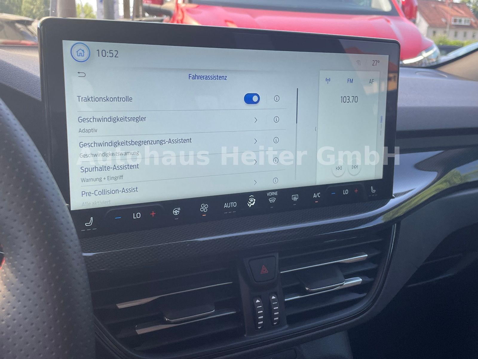 Ford Focus 1.5 EB Aut.ST-Line X / ACC+Matrix+e.Klappe