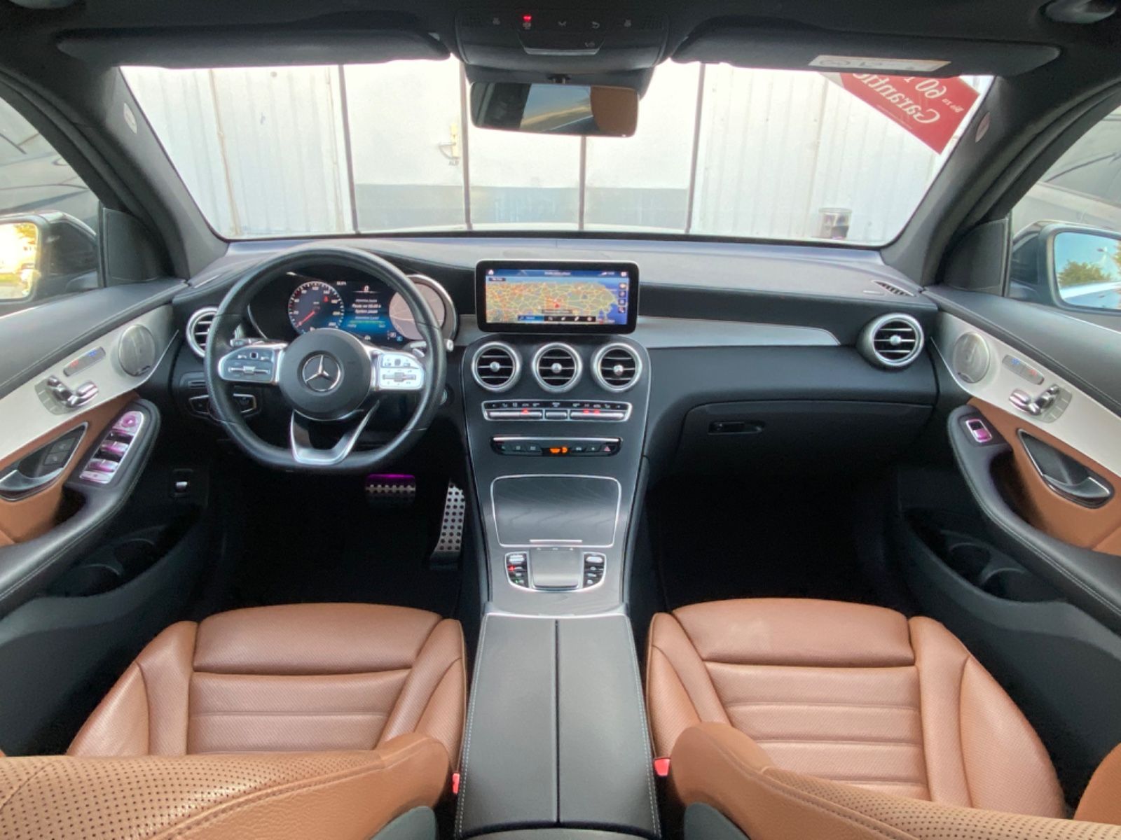 Mercedes-Benz GLC400d AMG 4M Airmatic_Panora_KeylessEntry_360°