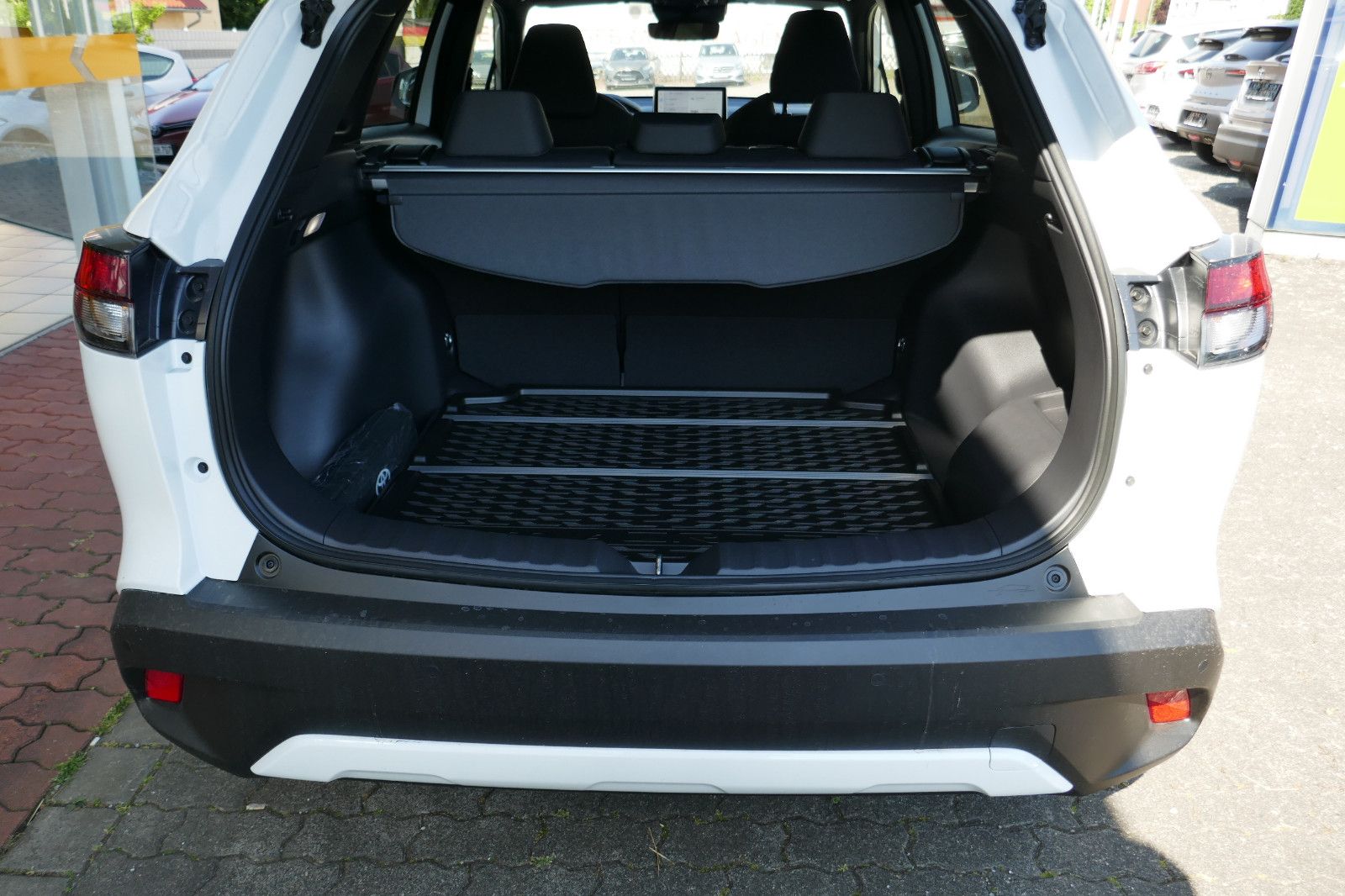 Toyota Corolla Cross XG10 FWD - Samsaru's Car Outlet