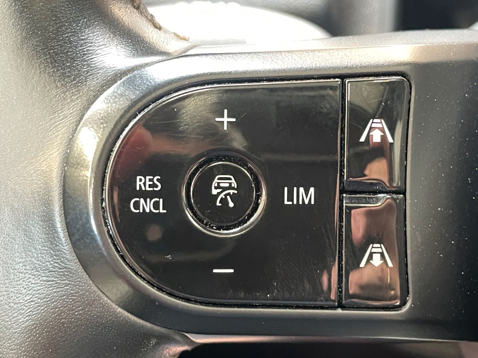MINI Cooper Countryman YoursT - Samsaru's Car Outlet