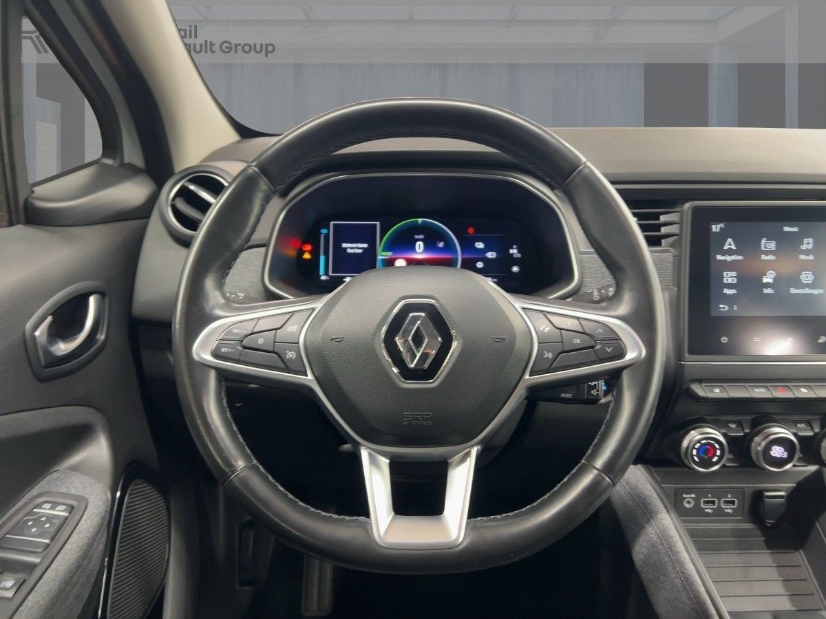 Renault ZOE EXPERIENCE R110 50kWh - Samsaru's Car Outlet