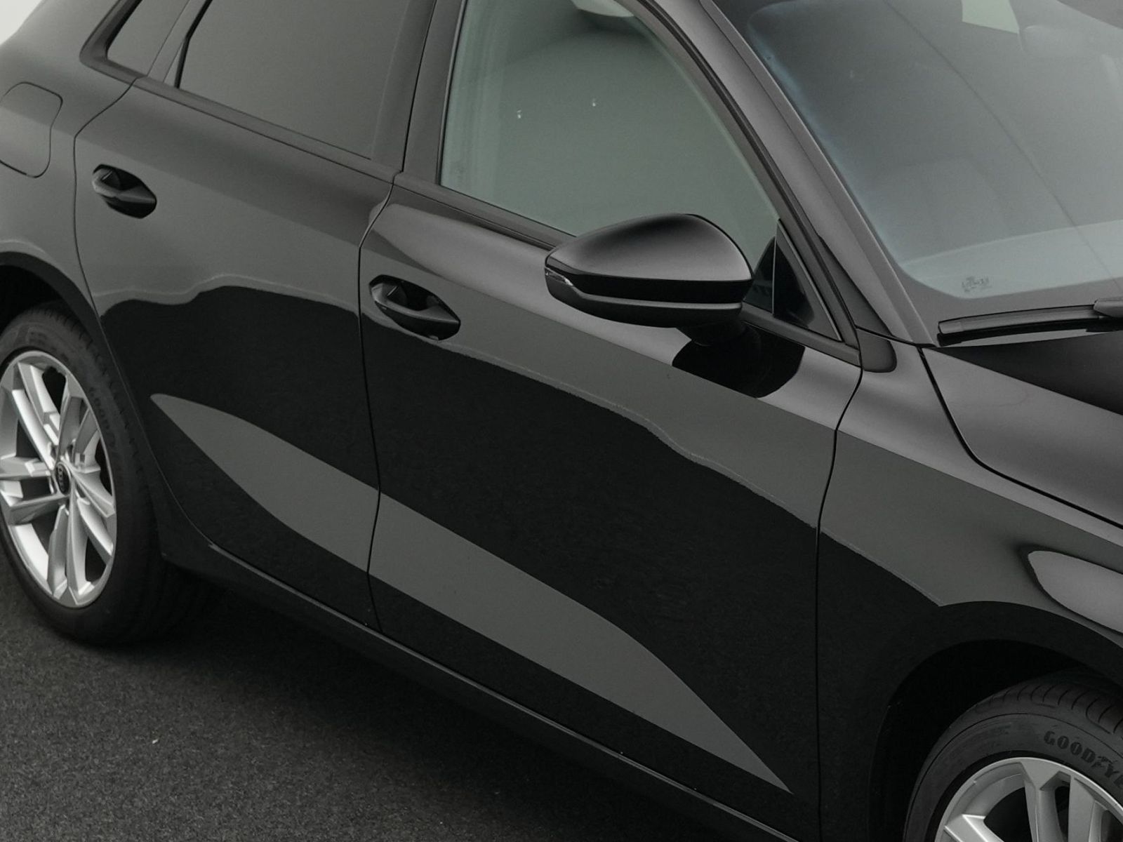 Audi A3 Sportback 40 TFSIe S tronic *VIRTUAL*LED*17''