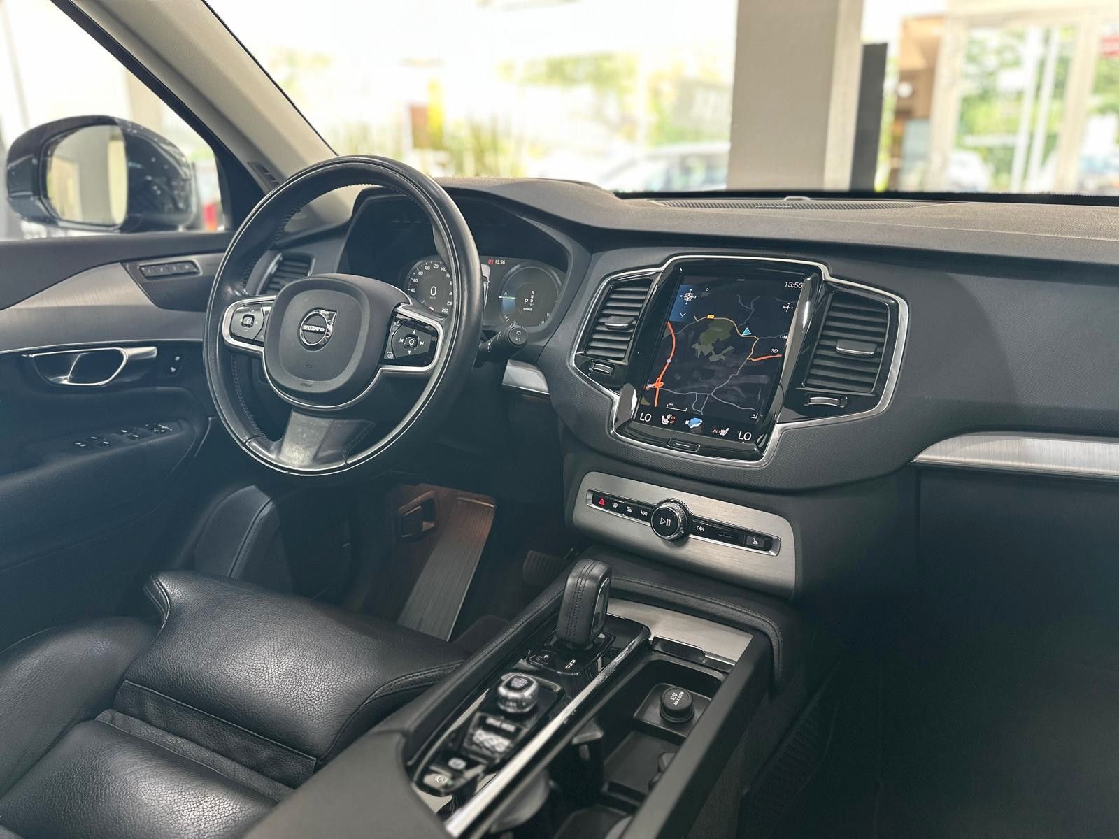 Volvo XC90 T8 Plug-In Hybrid - Samsaru's Car Outlet