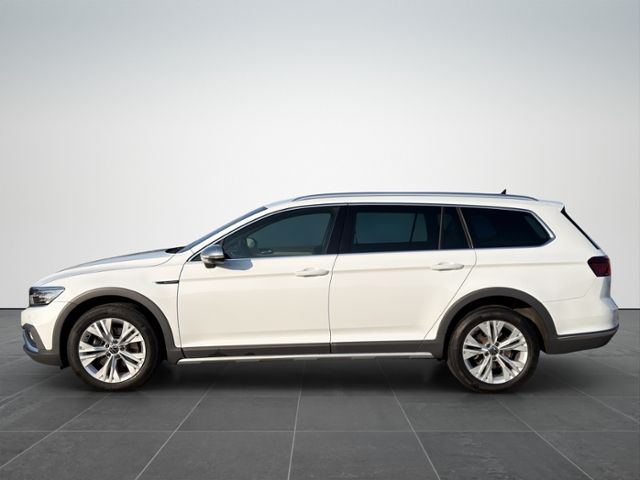 Volkswagen Passat Alltrack 2.0TDI 4M Matrix/AHK/360°/Navi P