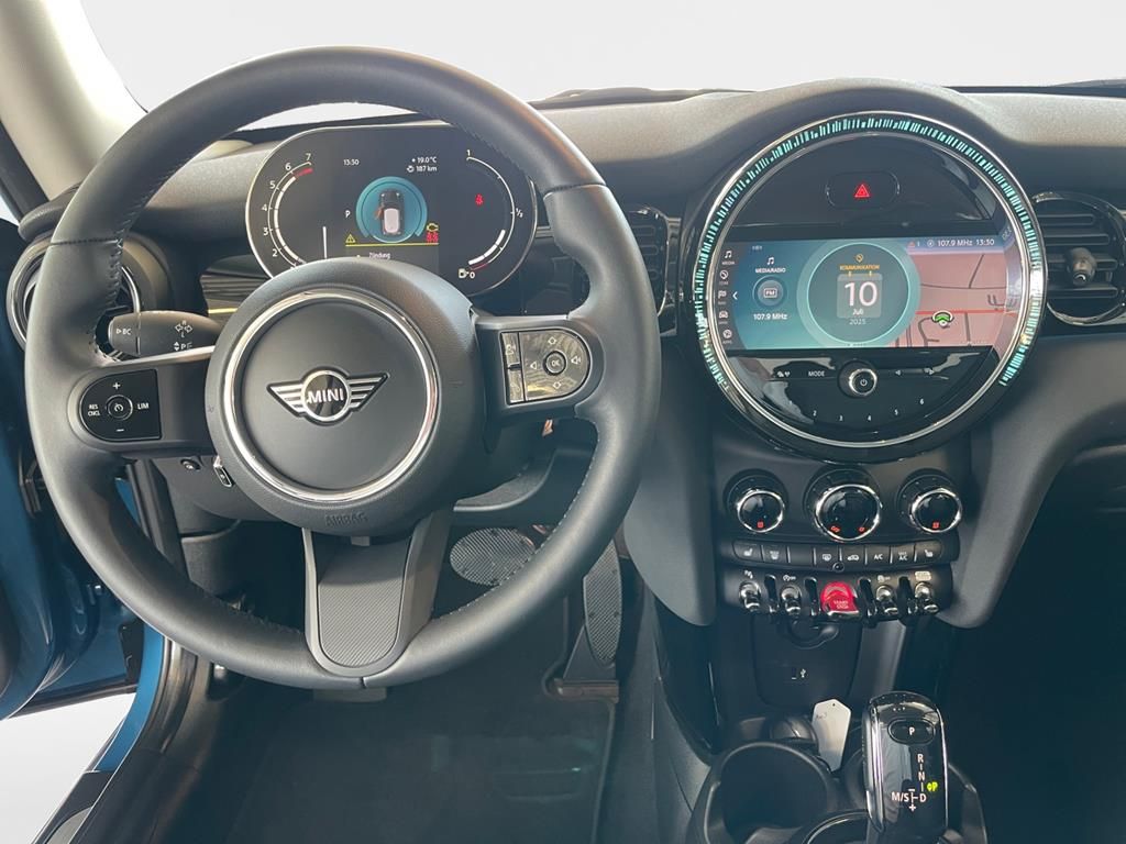 MINI Cooper Aut. Classic - Samsaru's Car Outlet