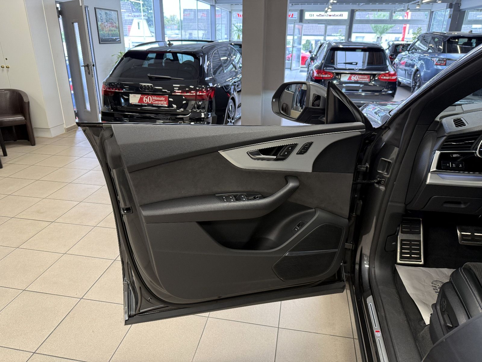 Audi Q8 50TDI Quattro *S-Line*PanSD*ACC*AHK*SoftCls