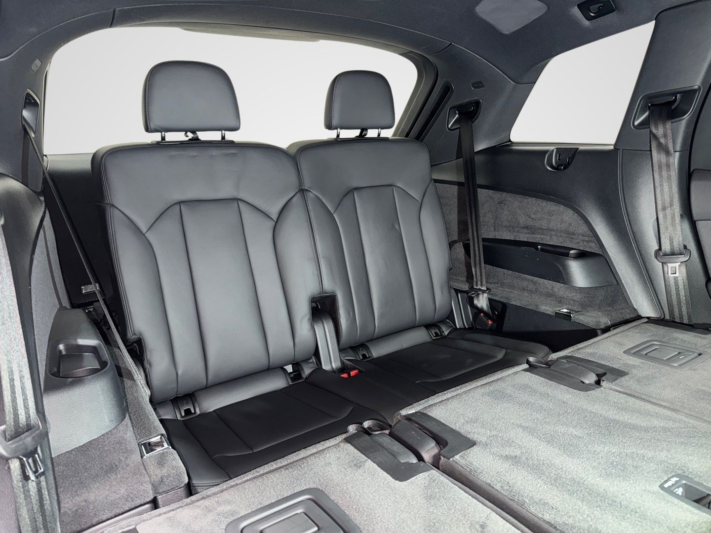 Audi Q7 3.0TDI 50 QU COMP PLUS 7SITZER BLACK PANO AHK