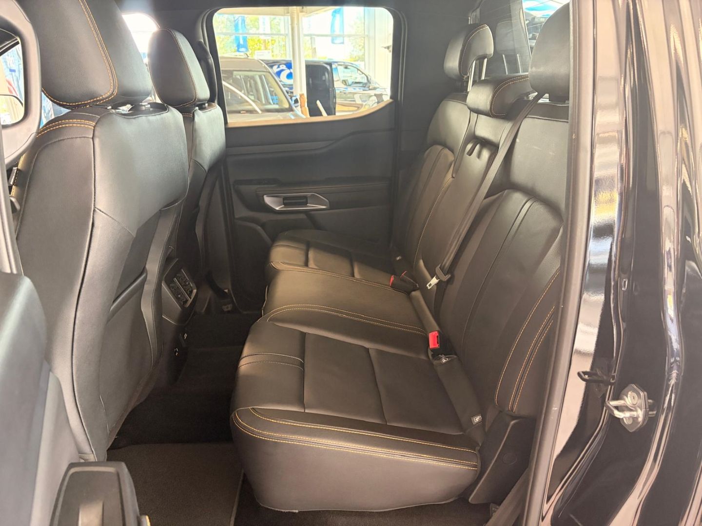 Ford Ranger Wildtrak DoKa e-4WD+AHK+PDC+DAB+NAV+BLIS+