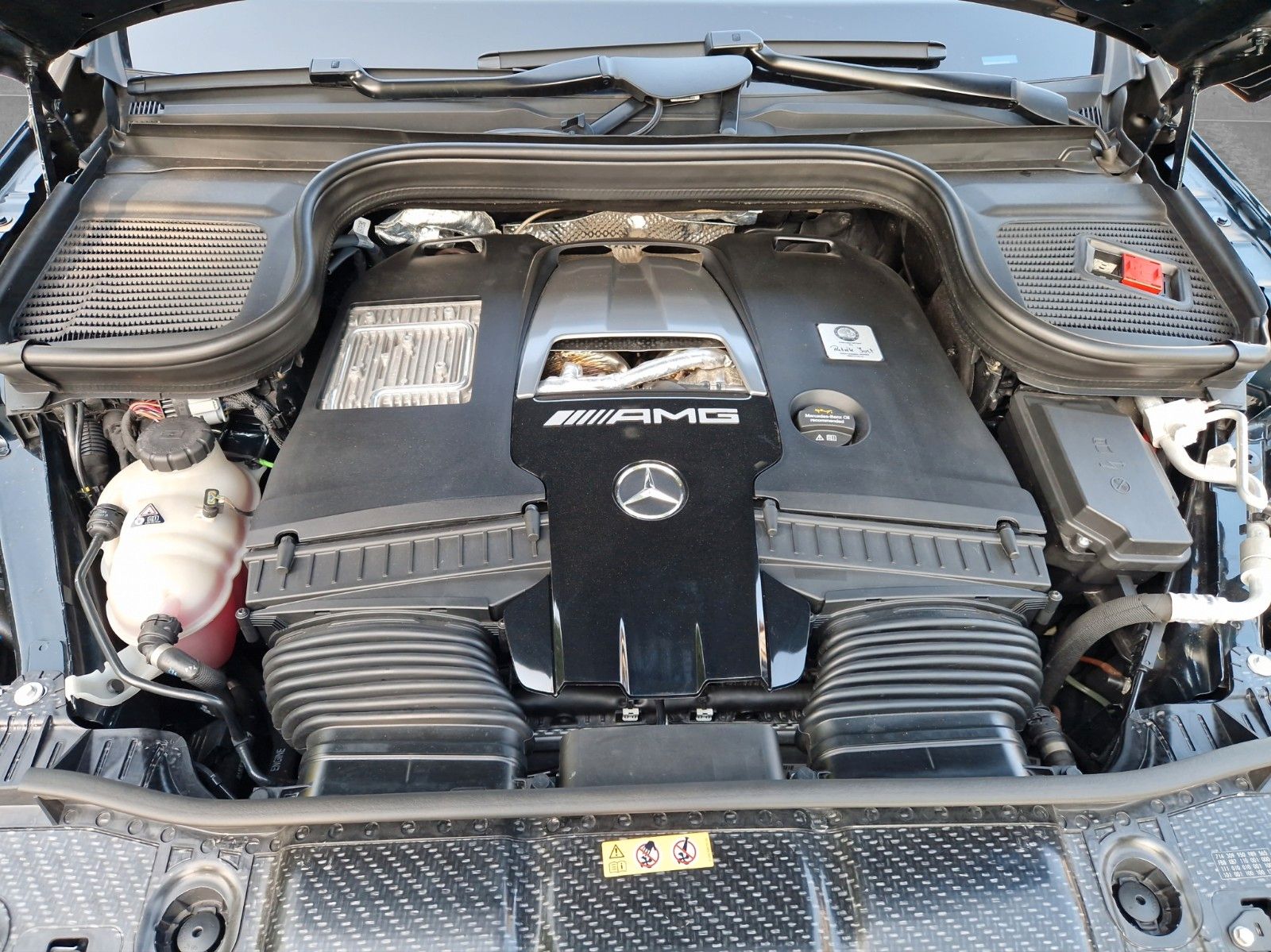 Mercedes-Benz GLE 63 S AMG 4Matic+/HUD/NIGHT/AHK/MBUX/PANO