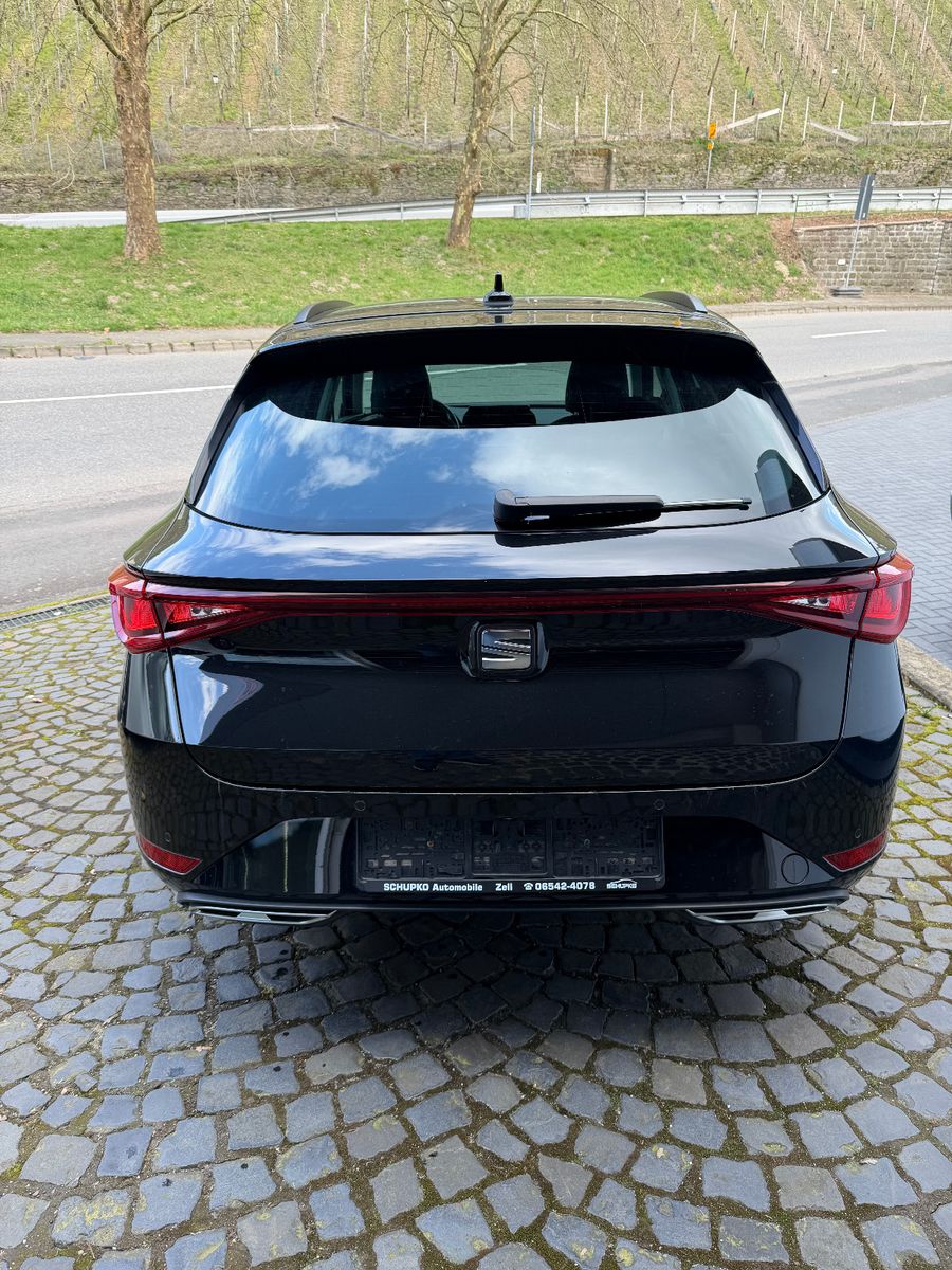 Seat Leon Sportstourer 1.4 e-Hybrid DSG FR      AHK