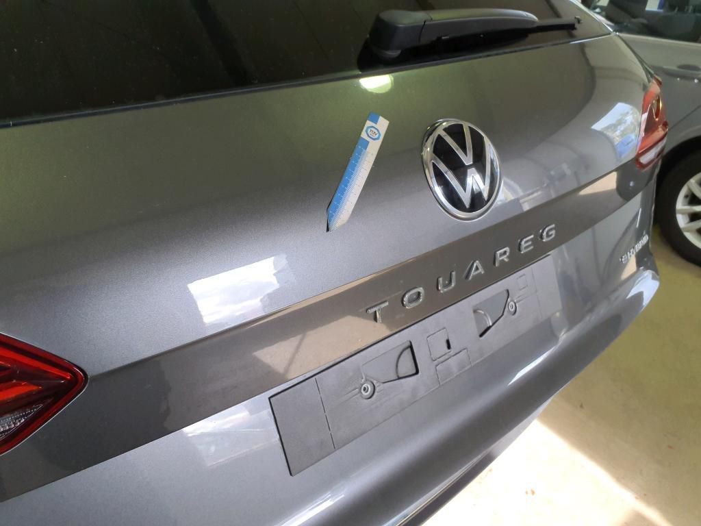 Volkswagen Touareg Elegance 4M 3.0 TSI - Samsaru's Car Outlet