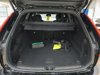 Volvo XC60 Ultra Black Edition T8 AHK/Pano/H&K/21''