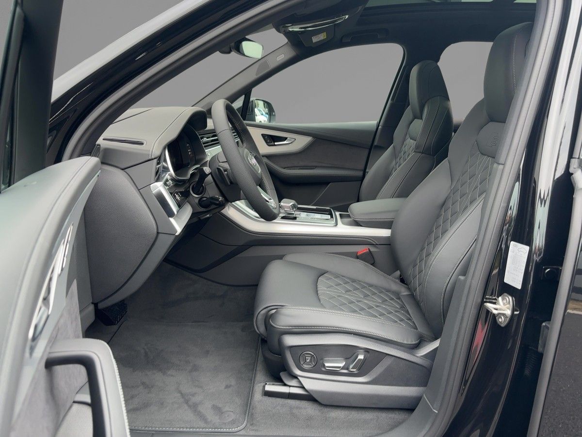 Audi Q7 SUV S line TFSI e quattro 360 kW tiptronic