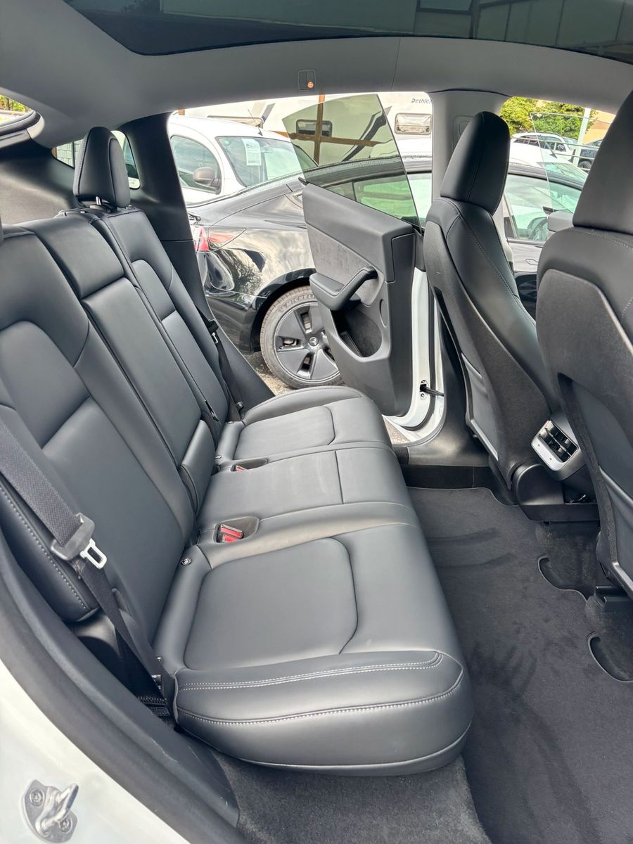 Tesla Model Y Long Range Dual AWD # AHK # MWST.
