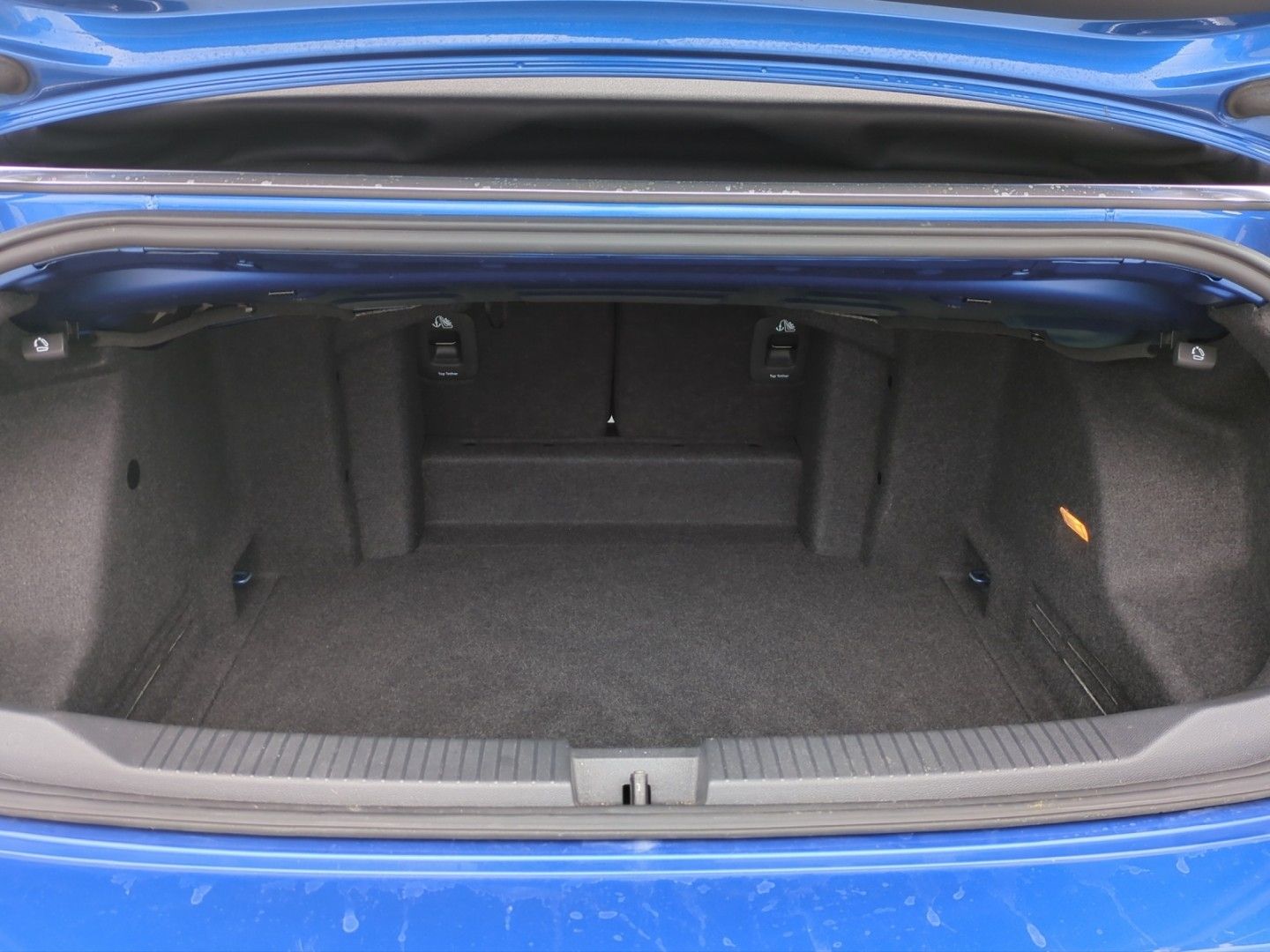 Volkswagen T-Roc ACTIVE 1.0TSI - Samsaru's Car Outlet