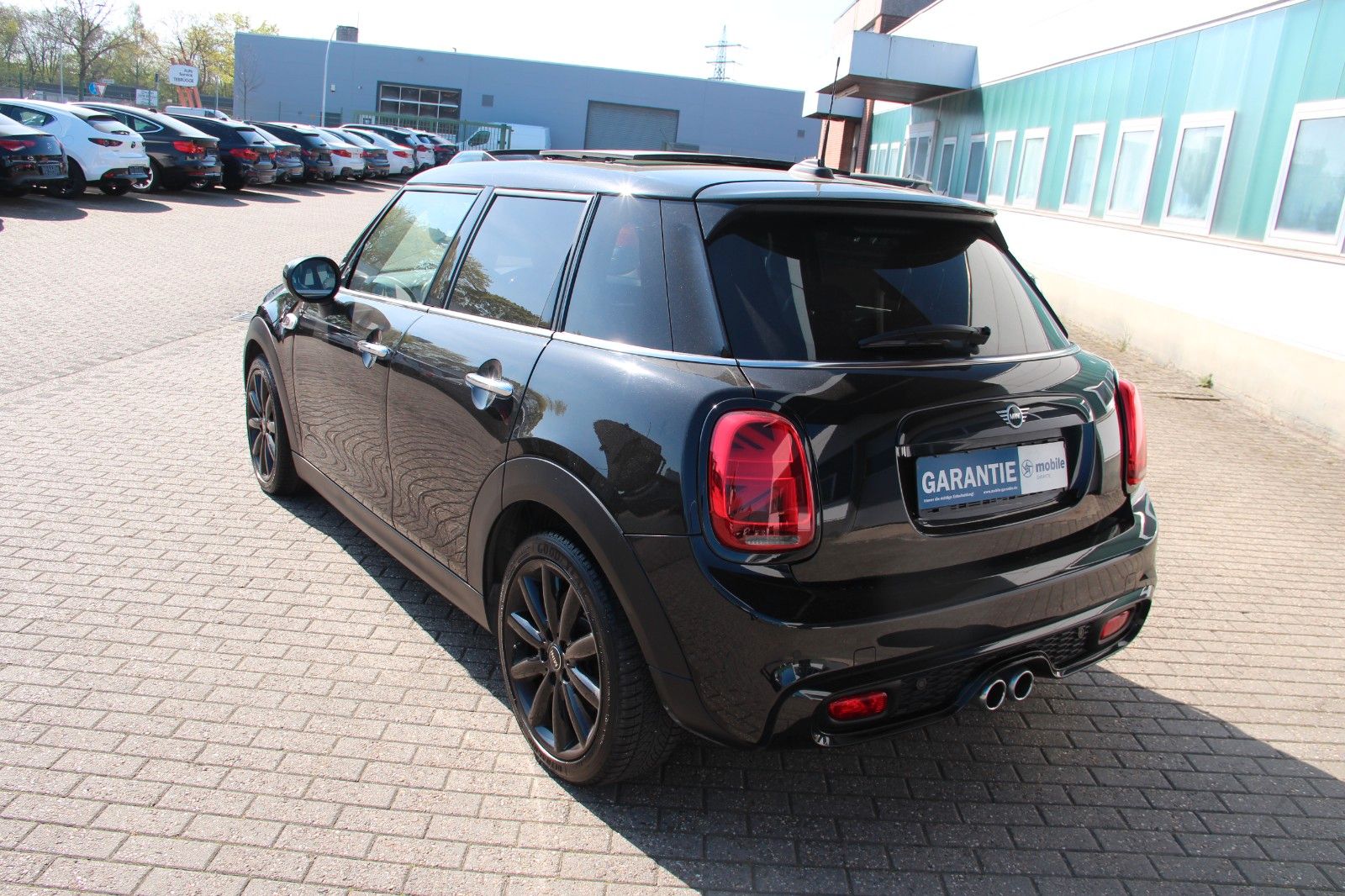 MINI Mini Cooper S Chili - Samsaru's Car Outlet