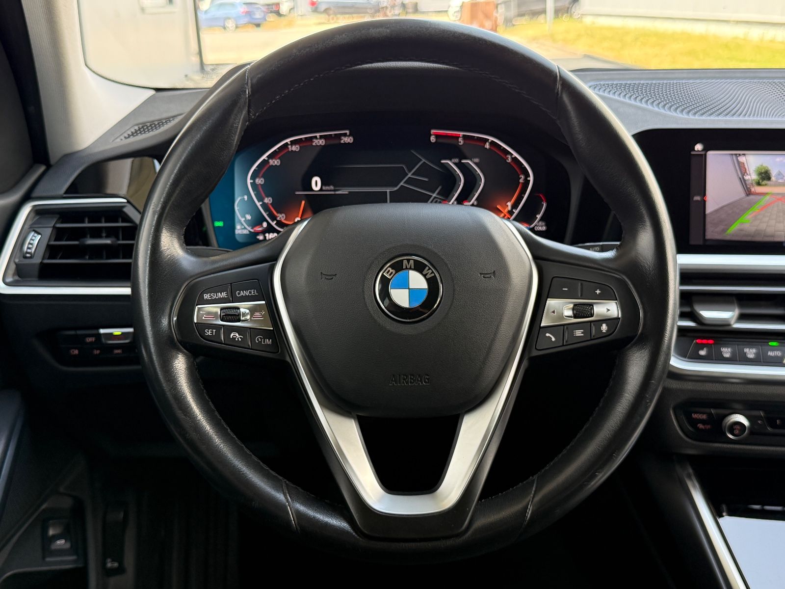 BMW 320 d - Samsaru's Car Outlet