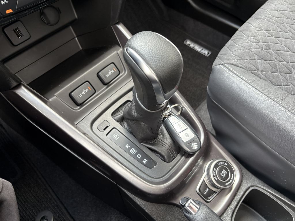 Suzuki Vitara Hybrid Allgrip Comfort+ - Samsaru's Car Outlet