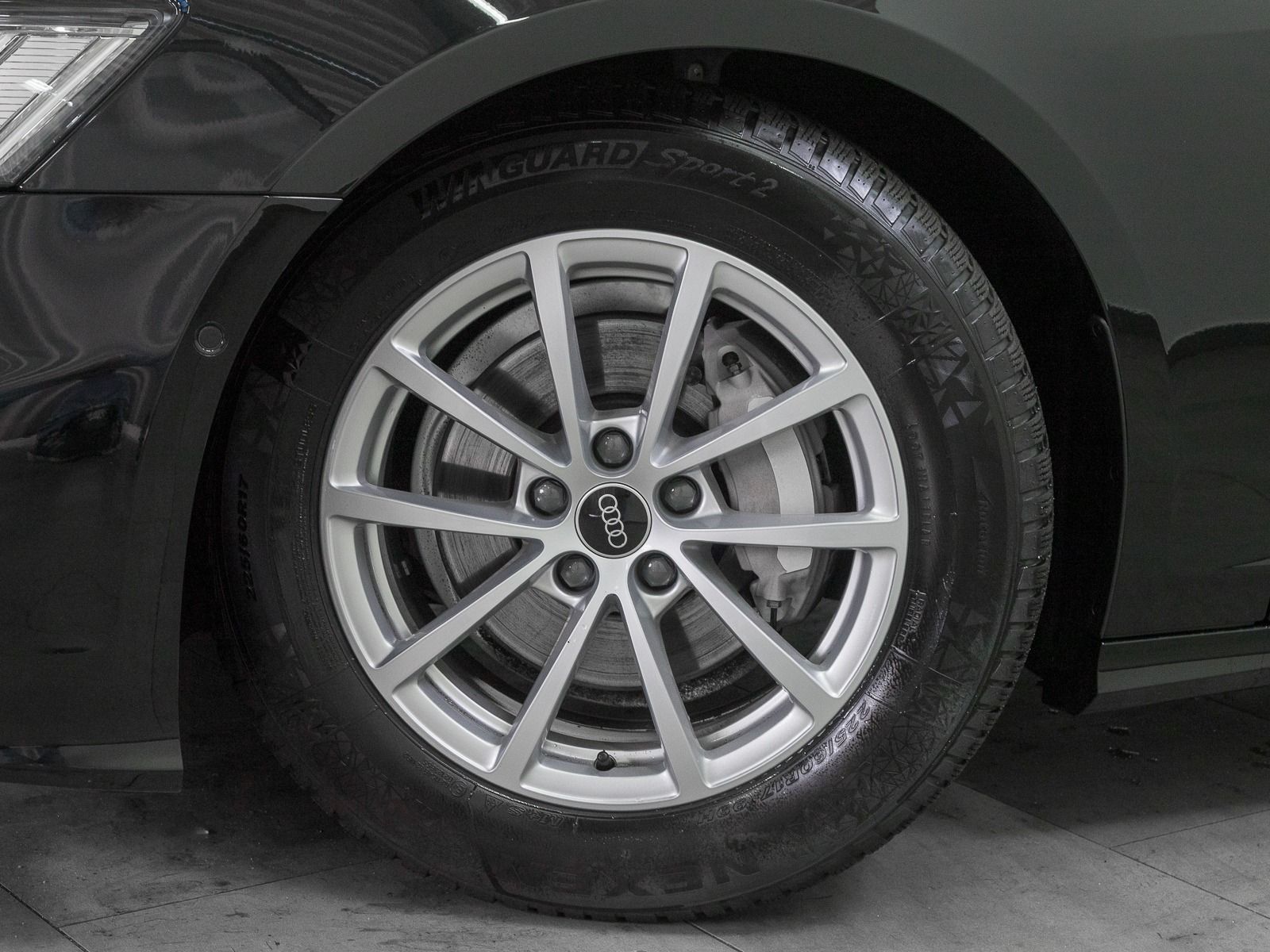 Audi A6 Avant 40 TDI Q S LINE - Samsaru's Car Outlet
