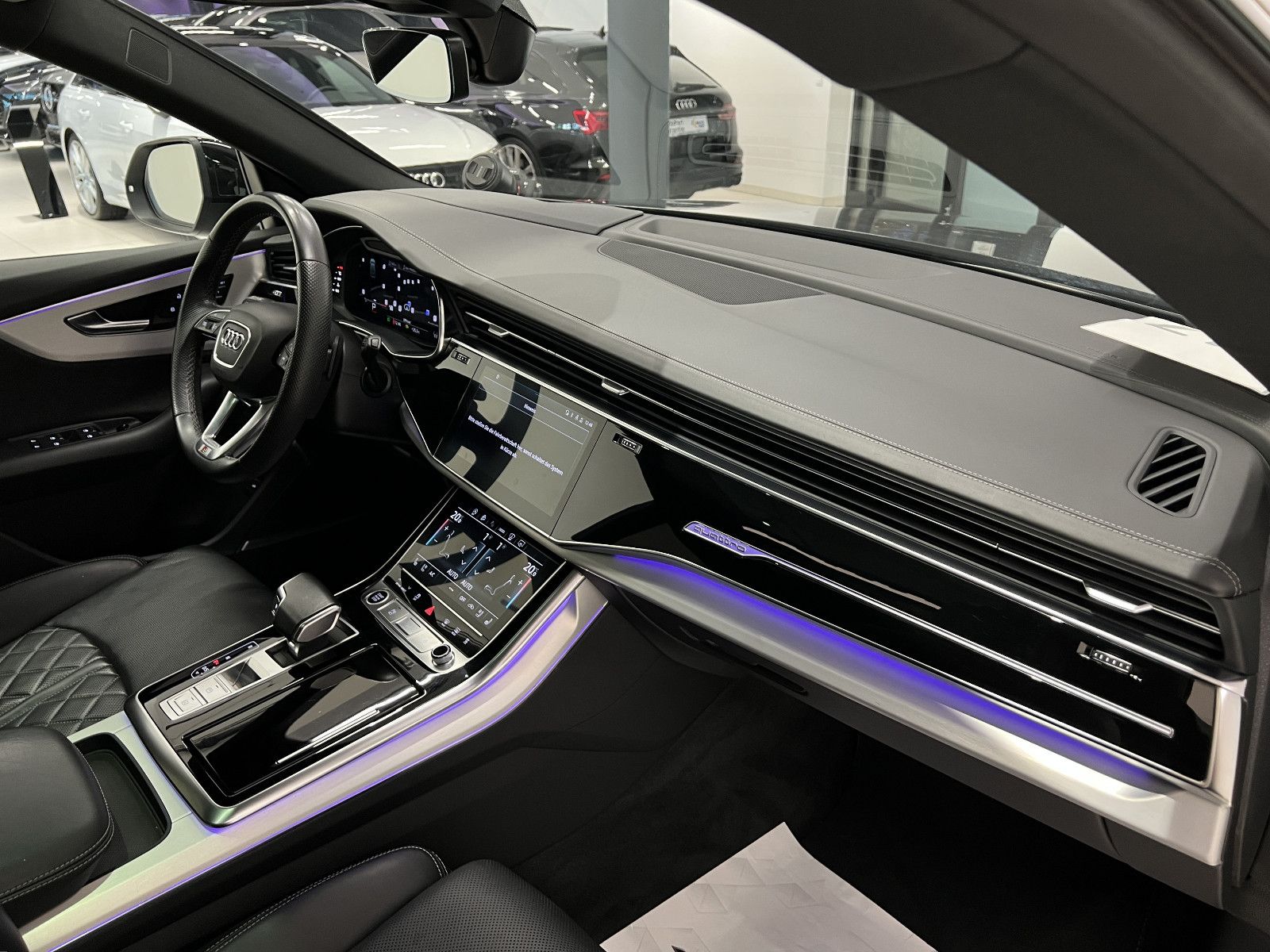 Audi Q8 50 S-LINE|ACC|HUD|LUFTF|MASSAG|PANO|360°|B&O|