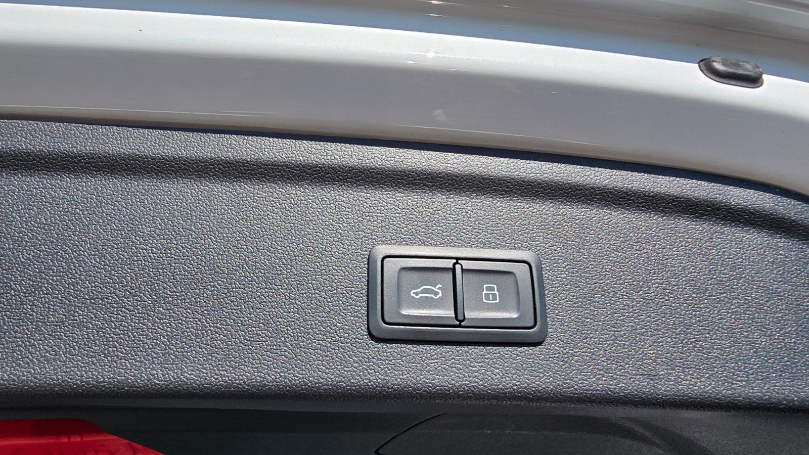 Audi A3 Sportback 40 TFSI e* Sitzh*AHK*Klima*Temp