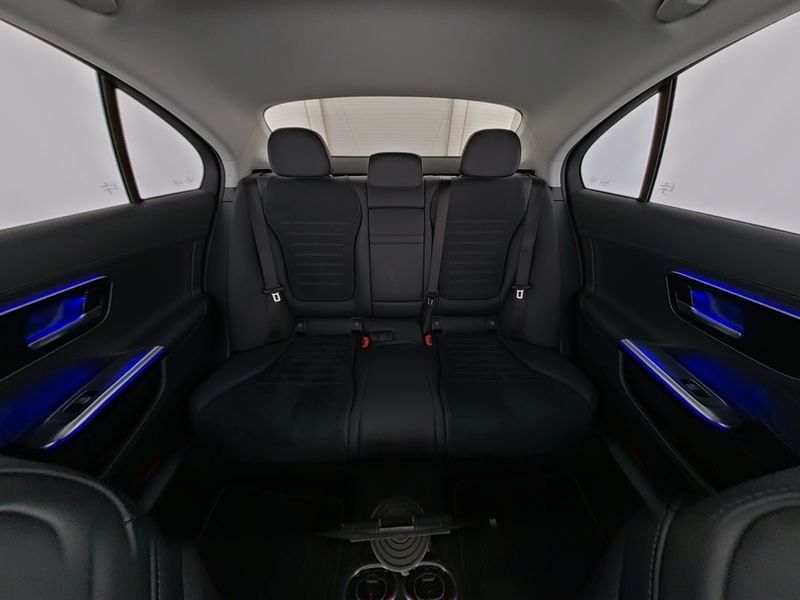 Mercedes-Benz C 300 d AMG - Samsaru's Car Outlet