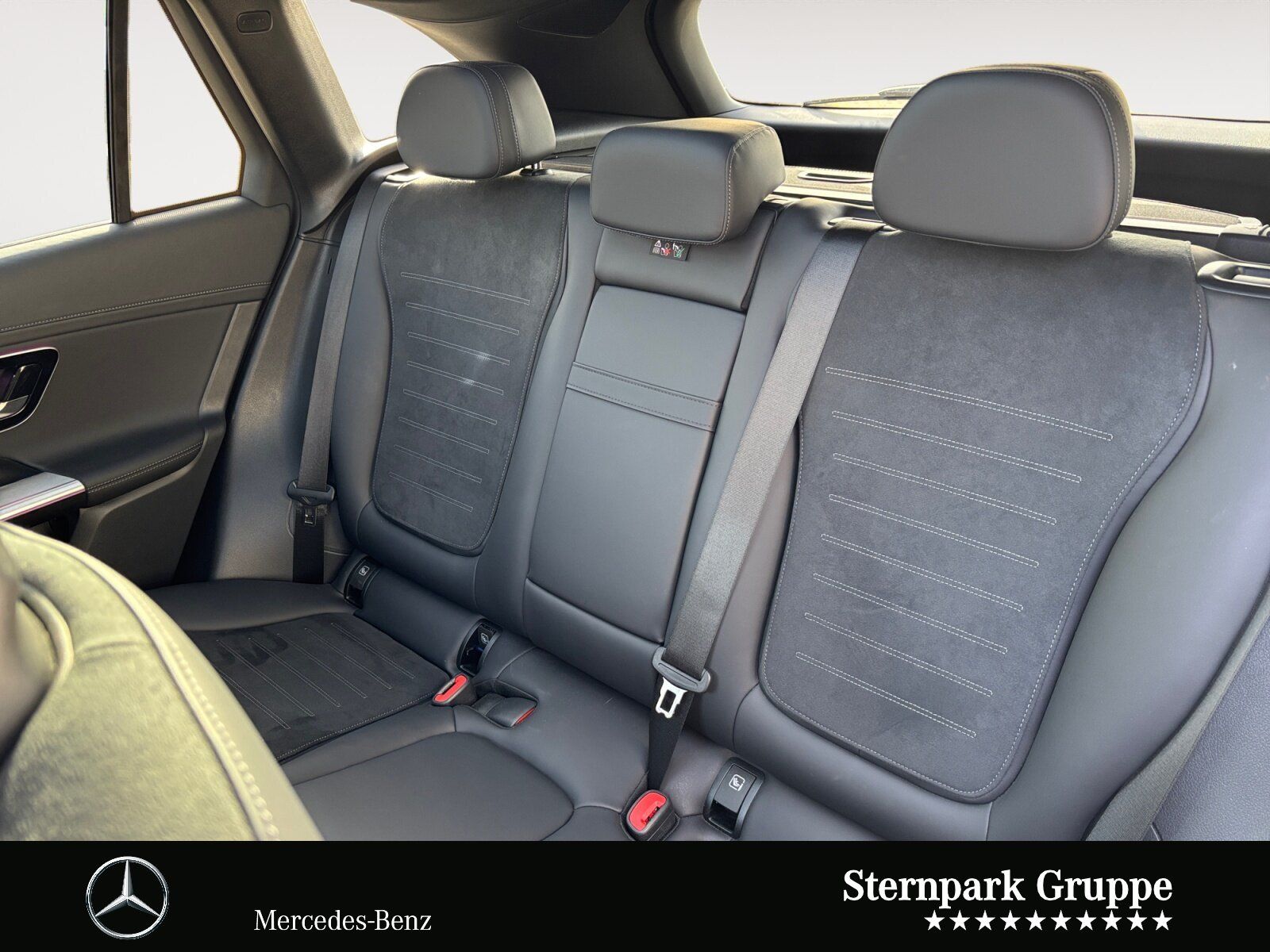 Mercedes-Benz GLC 300 e 4M AMG +360°+AHK+Panorama+Distro+Night