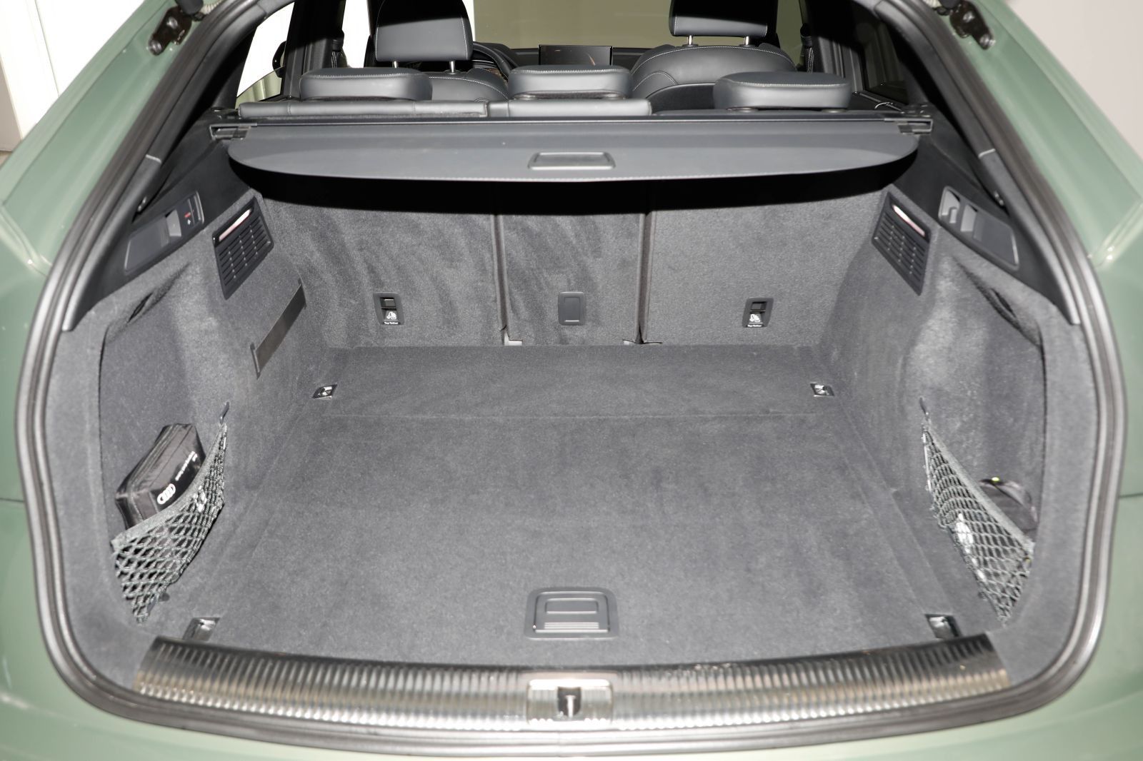 Audi Q5 Sportback 40 TDI quattro S line - Samsaru's Car Outlet