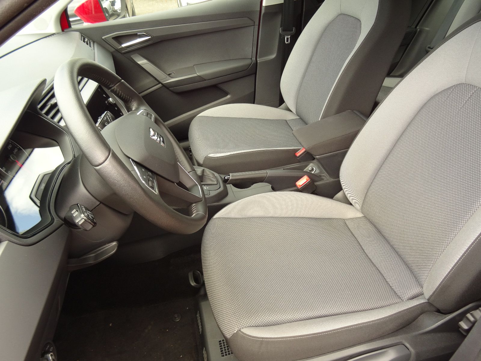 Seat Ibiza 1.0 TSI Style DSG - Samsaru's Car Outlet