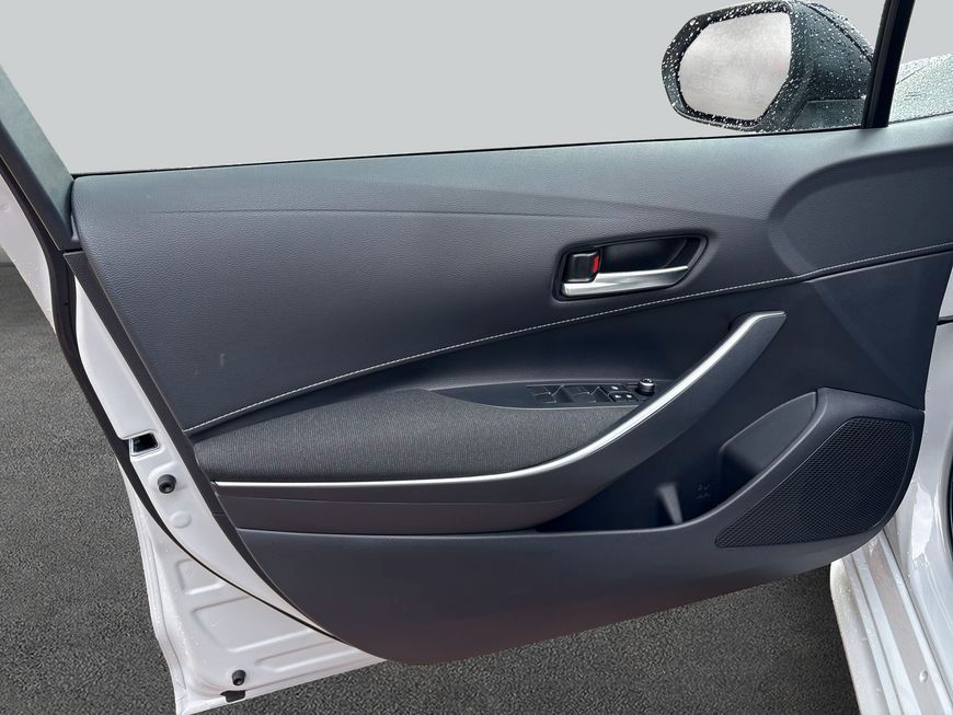 Toyota Corolla 1.8 Hybrid Touring Sports Business Editi