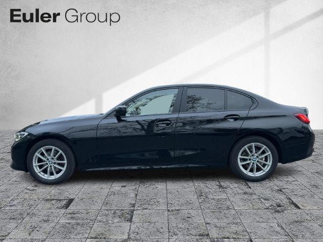 BMW 320 i xDrive Limo Sportsitze GSD HiFi LED SSV