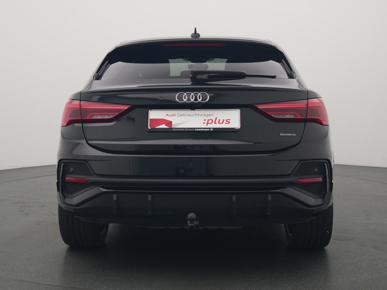 Audi Q3 Sportback 45 quattro S line - Samsaru's Car Outlet