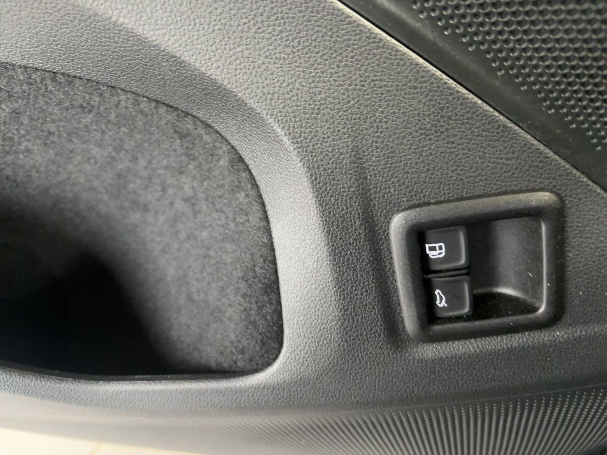 Volkswagen Tiguan 1.5 TSI DSG eHybrid Leder Navi P-Dach AHK