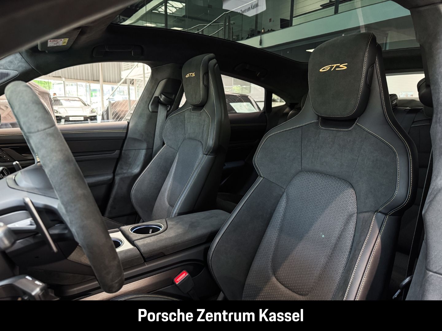 Porsche Taycan GTS