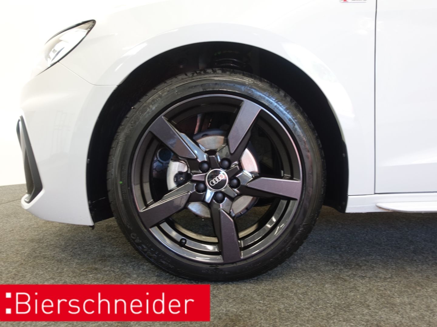 Audi A1 Sportback 25 TFSI S tronic line - Samsaru's Car Outlet