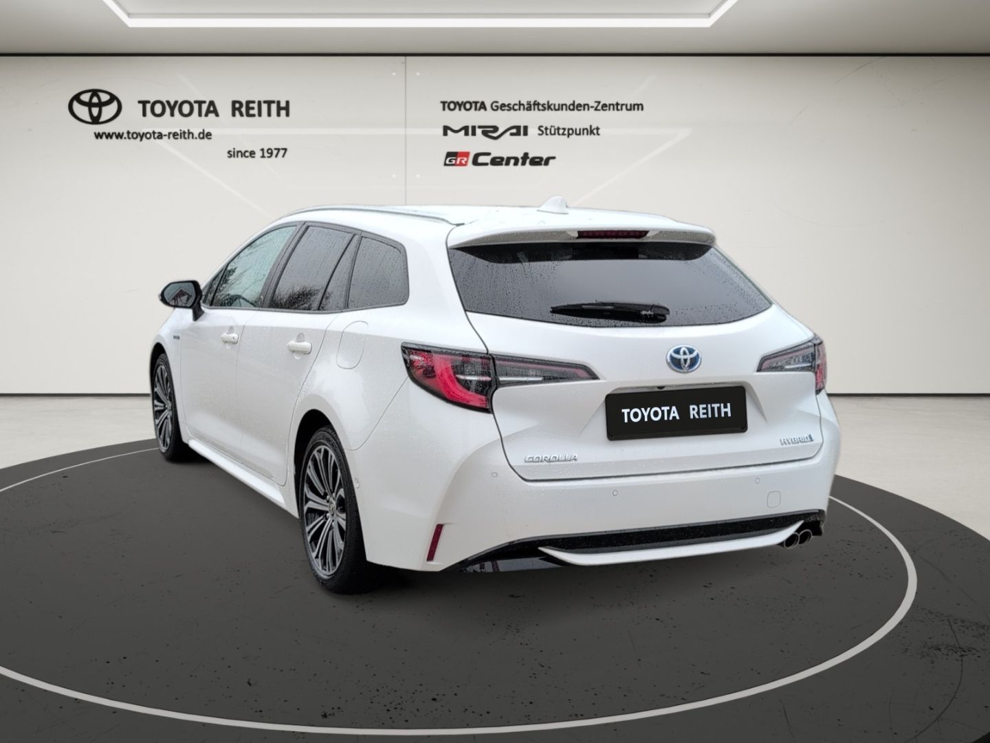 Toyota Corolla Touring Sports 2.0-l Hybrid Team D LED A