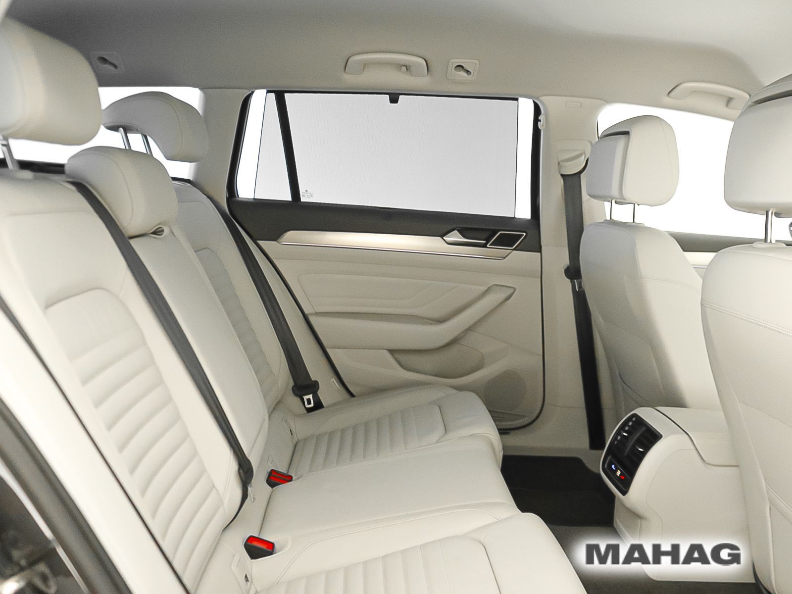Volkswagen Passat Alltrack 4 Mot 2.0 TDI AHK Leder IQ.Light