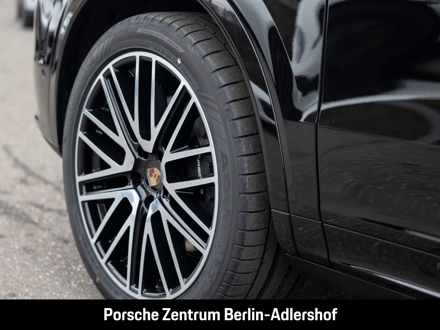 Porsche Cayenne E-Hybrid Sportabgasanlage BOSE 22-Zoll