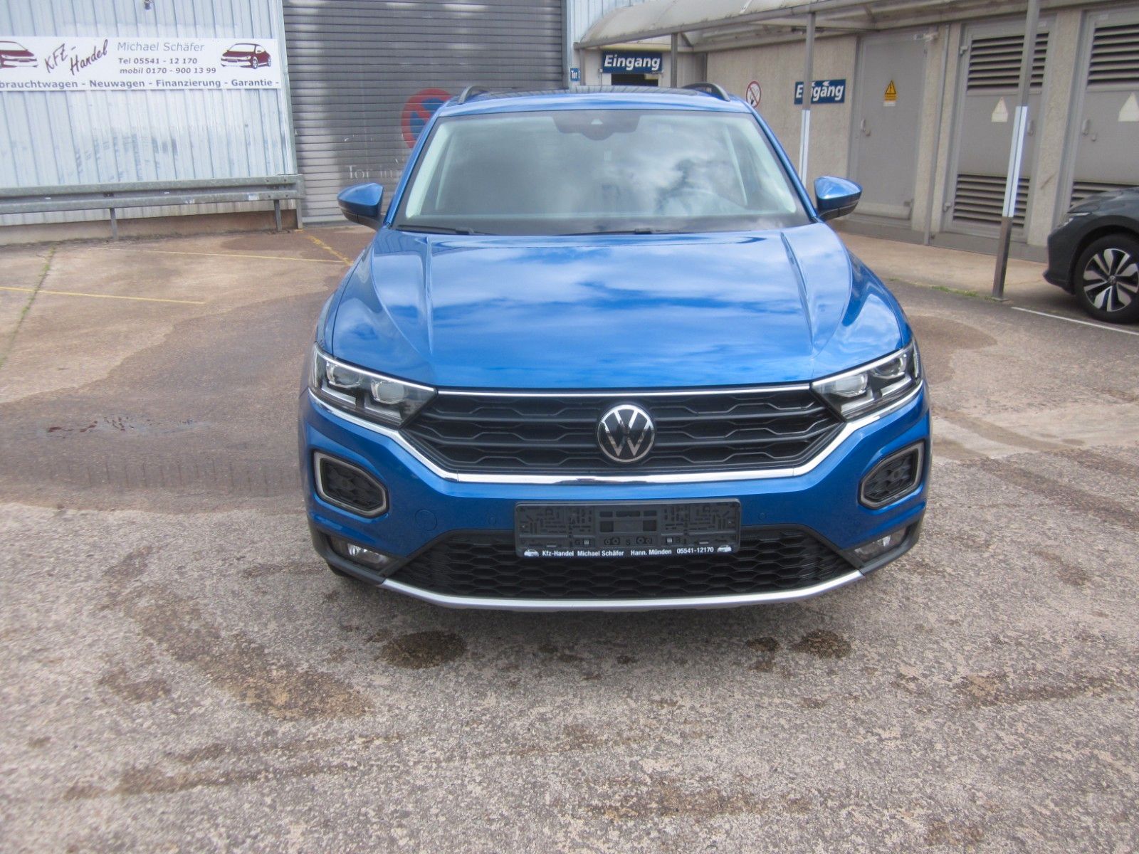 Volkswagen T-Roc Active - Samsaru's Car Outlet