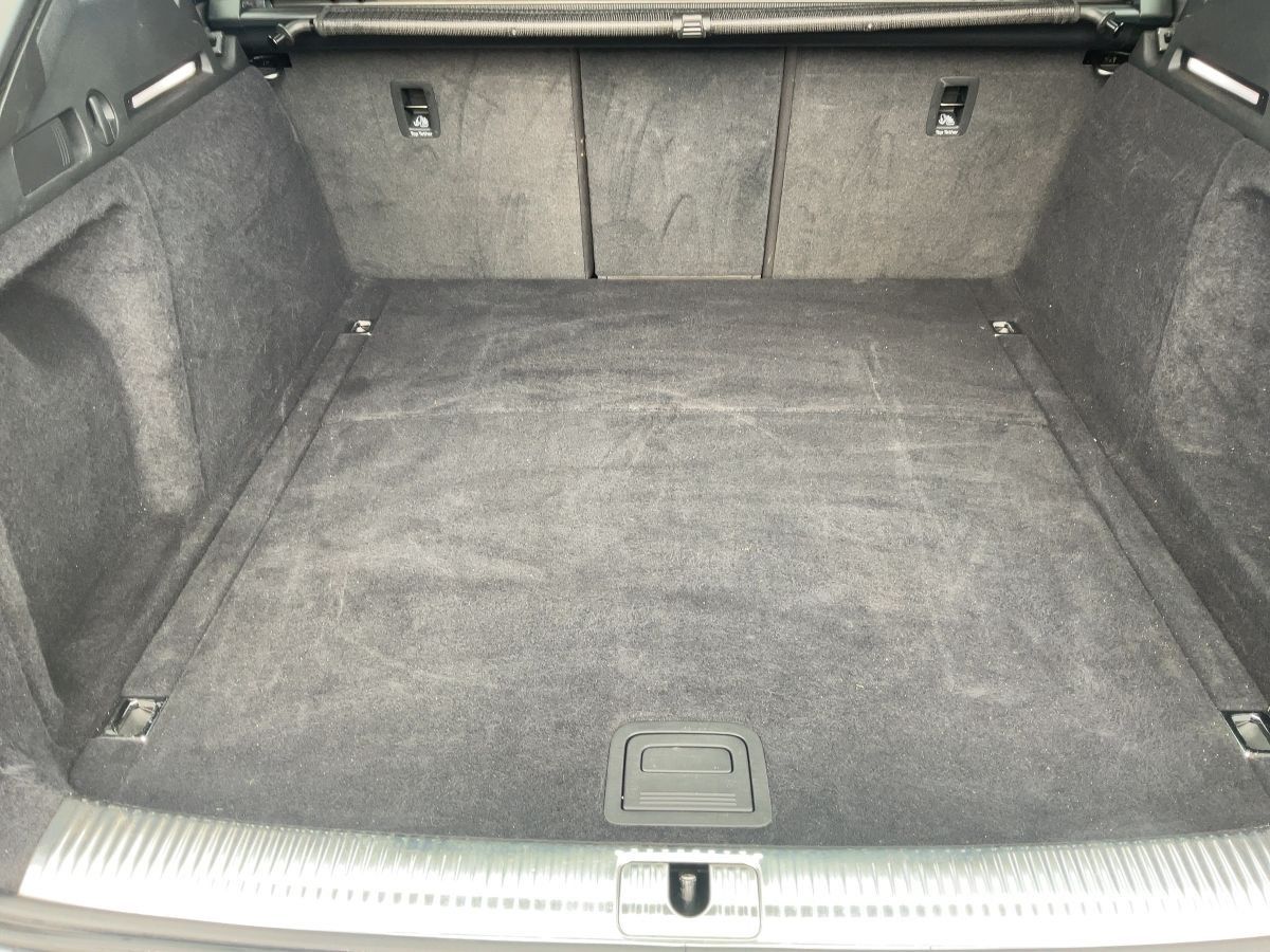 Audi A4 Avant 40 TDI QU S-TR S-LINE - Samsaru's Car Outlet