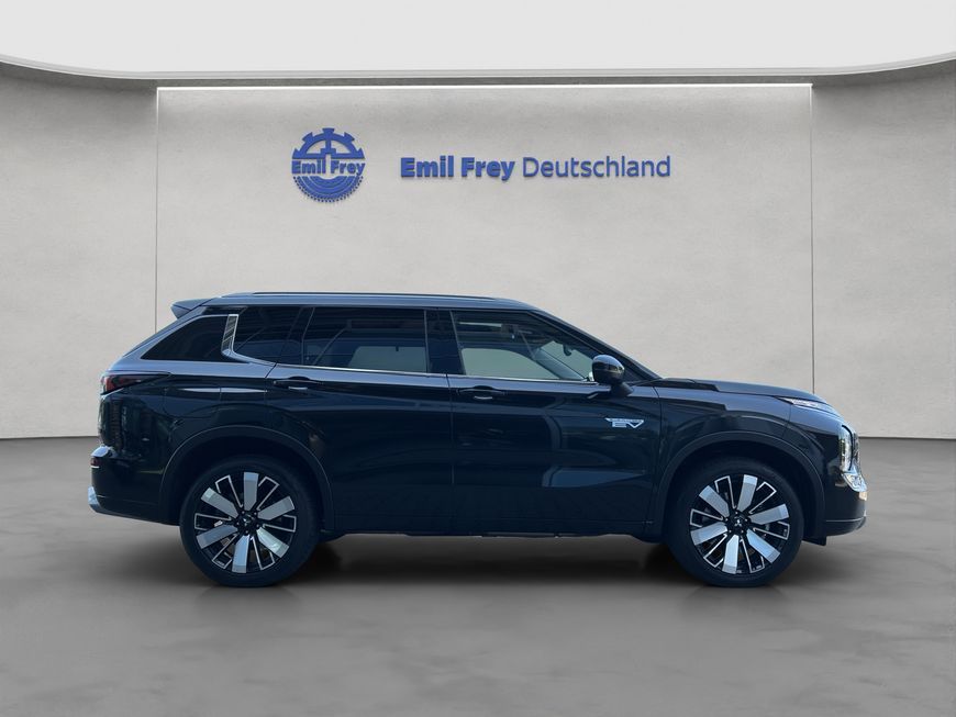 Mitsubishi Outlander 2.4 4WD Plug-In HYB TOP,360°Kam,Leder,