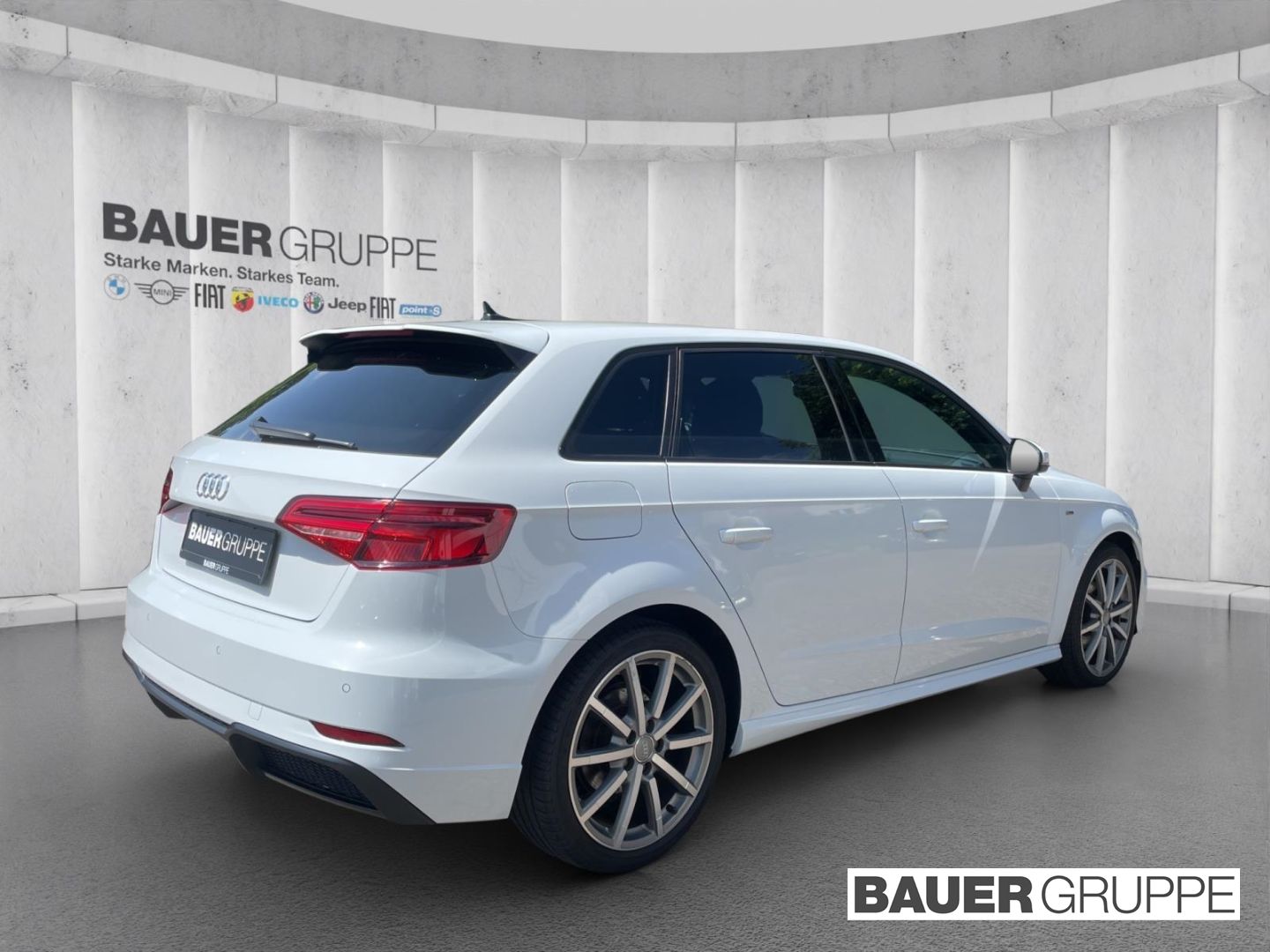 Audi A3 Sportback 35 TFSI S line - Samsaru's Car Outlet