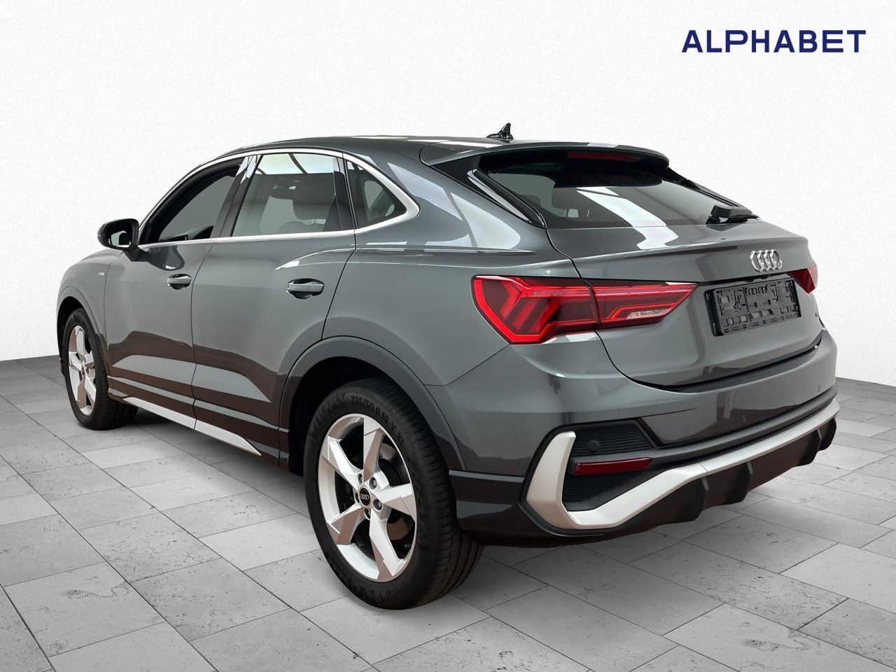 Audi Q3 Sportback 40 2.0 TDI quattro S line - Samsaru's Car Outlet