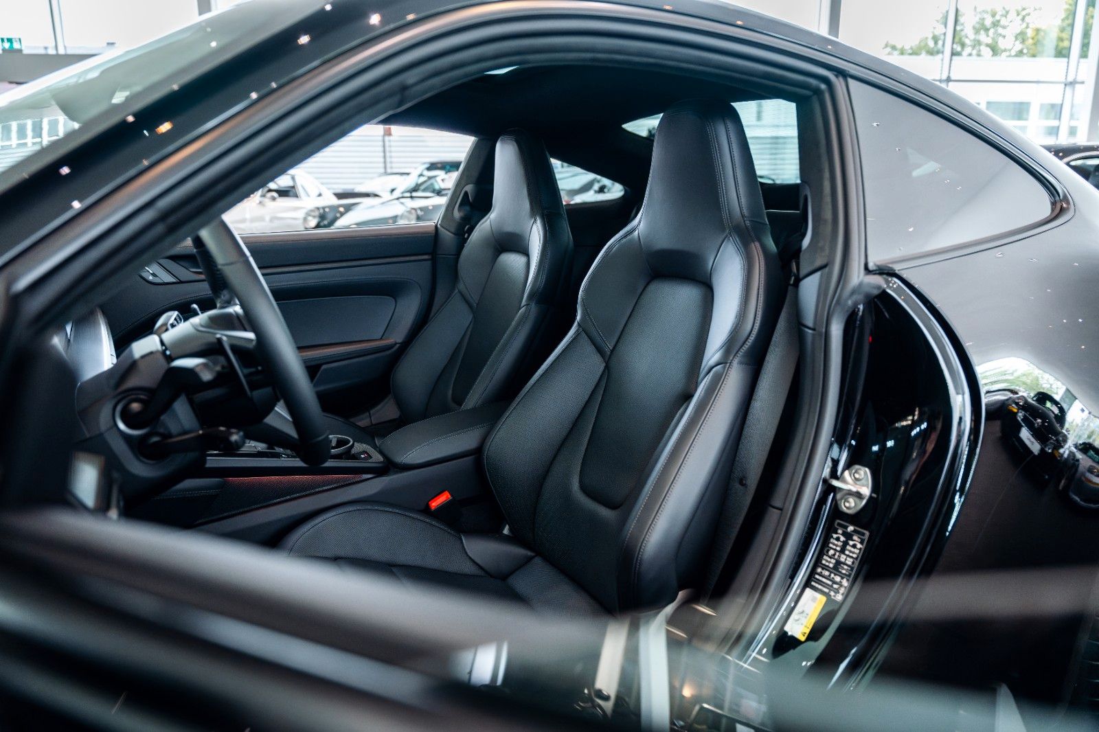 Porsche 911 Carrera 4 GTS T-Hybrid*VAT*1.Hand*