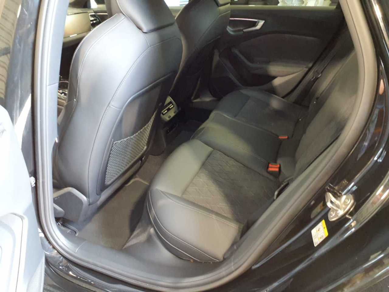 Audi A5 Avant 2.0 TDI QUATT S LINE AHK+B&O+RAUTE+HUD+